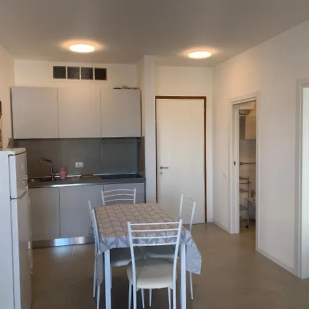 Cristallo * 利尼亚诺萨比亚多罗